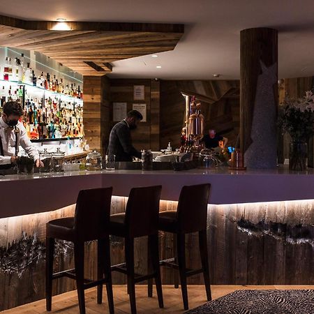 Hotel Les Barmes De L'Ours Val-dʼIsère Esterno foto