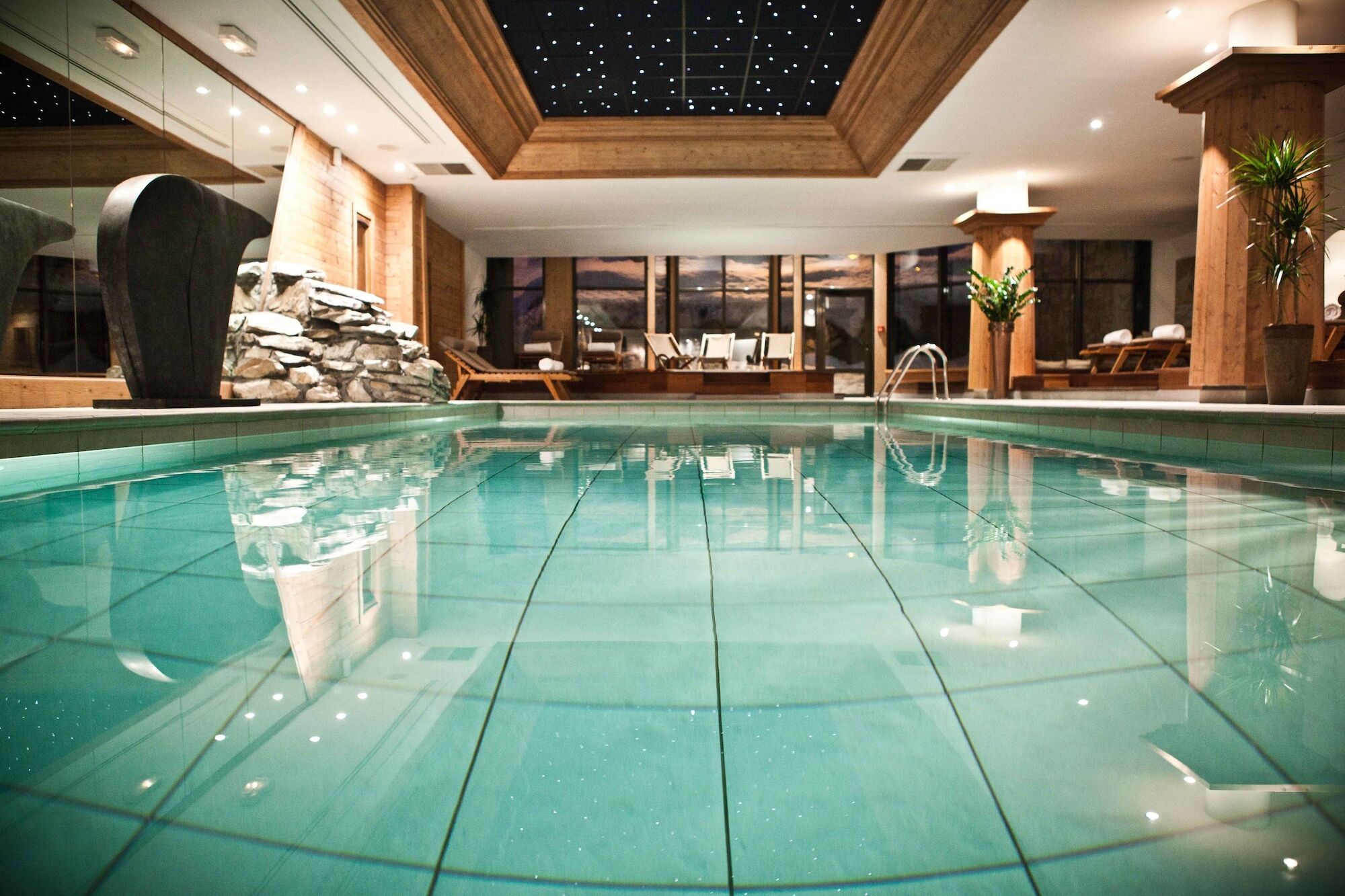 Hotel Les Barmes De L'Ours Val-dʼIsère Esterno foto